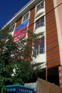 1322239960329184384100332462_b